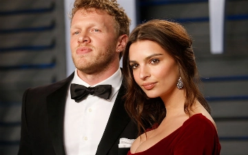 После разрыва с Эмили Ратаковски муж модели стал безработным