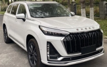 В сети показали салон Exeed VX