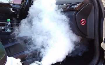 Какой запах в машине самый неприятный?