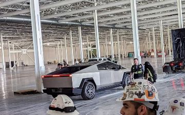 «Долгожданный» Tesla Cybertruck разочаровал своим качеством сборки