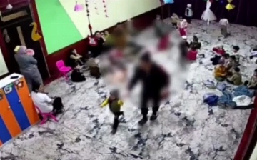 Воспитательница одного из детсадов Ташобласти избивала детей