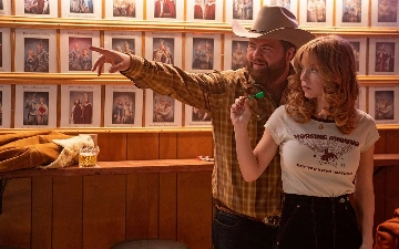 Вышел трейлер триллера Americana с Сидни Суини