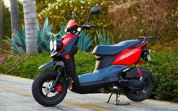 В Узбекистане управлять мототранспортом могут разрешить с 16 лет