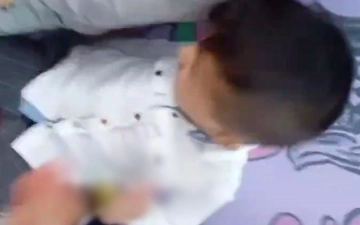 В Андижане воспитатель частного детсада избила детей (видео)