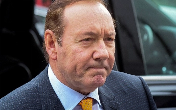 Кевин Спейси вновь предстанет перед судом Лондона по обвинениям в сексуальных домогательствах