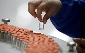 В Бразилии приостановлено испытание китайской вакцины от коронавируса из-за побочного эффекта