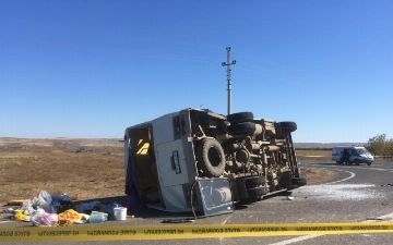 В Казахстане в результате аварии пострадали восемь узбекистанцев. Один из них погиб