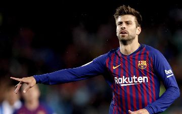 Защитник «Барселоны» Пике показал свою годовую зарплату