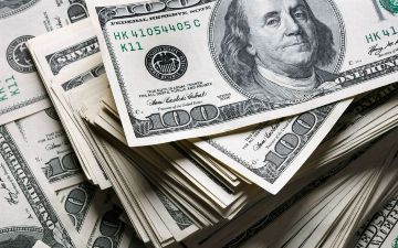 Приток мигрантов - бустер платежных систем: Узбекистан стал безоговорочным лидером по денежным переводам из России среди стран СНГ