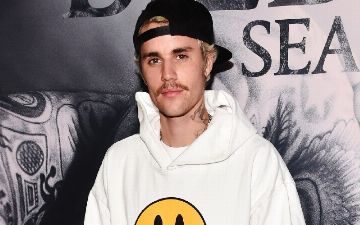 «Теперь я могу сказать нет»: Джастин Бибер отказался от использования гаджетов