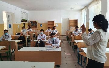 В Узбекистане создадут пять тестовых центров для проверки уровня знаний учителей