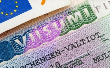 Еврокомиссия запретила выдачу мультивиз россиянам