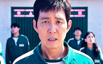 В Сеуле прошел прощальный парад в честь финала «Игры в кальмара»