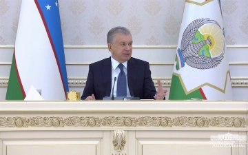 Шавкат Мирзиёев заявил, что чиновники безразлично относятся к смертям на дорогах (видео)