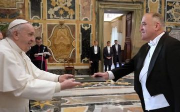 Посол Узбекистана вручил верительные грамоты Папе Римскому