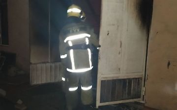 В Ташкенте загорелся мебельный цех