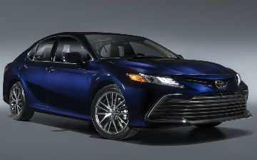 Обновленная версия Camry скоро стартует в Японии