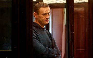 Навальный за две недели в колонии получил шесть выговоров