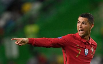 Сестра Криштиану Роналду: он хотел снять повязку и послать судью