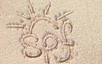 Узнали в чем необходимость наносить на лицо крем с SPF