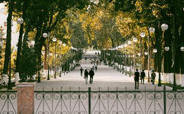 Крупные города Узбекистана обзаведутся торгово-развлекательными улицами