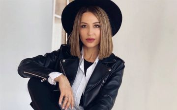 Лолу захейтили за купальный образ с отдыха - фото