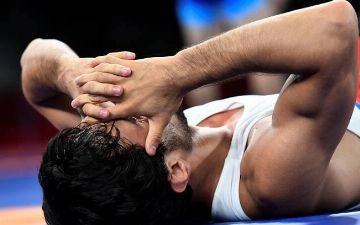 Гуломжон Абдуллаев из Узбекистана уступил борьбу на Олимпиаде-2020 