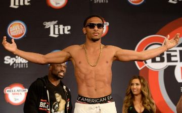 Эй Джей Макки может подписать контракт с UFC 