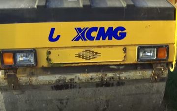 В Джизакской области асфальтоукладочная машина насмерть задавила шестилетнего мальчика – видео