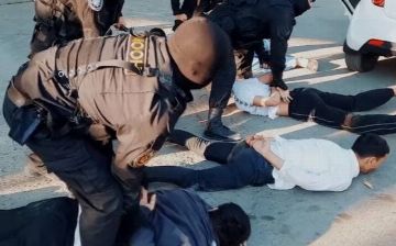 Ножи, мечи и наркотики: в Фергане произошла массовая драка 