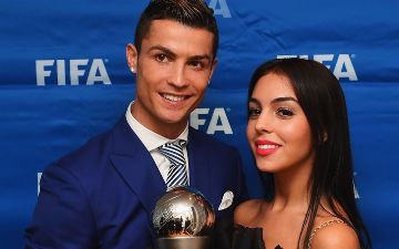 После обвинений Джорджины в меркантильности мать Роналду впервые похвалила невестку