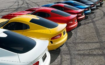 Какой цвет машины стал самым любимым у водителей в 2021 году? 