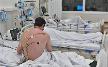 Коронавирус распространяется в жире человека — что грозит людям с ожирением?