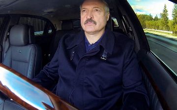 Скоро в Беларуси и России появятся «свои Мерседесы» — Лукашенко