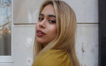 Иман Каримова поделилась редкой фотографией со своим бойфрендом