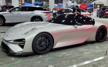 Преемник Lexus LFA на старте получит гибридную трансмиссию