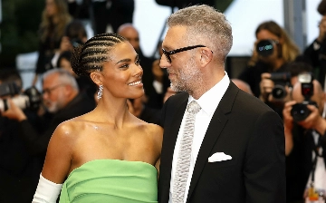 Венсан Кассель уже отомстил Тине Кунаки за измену