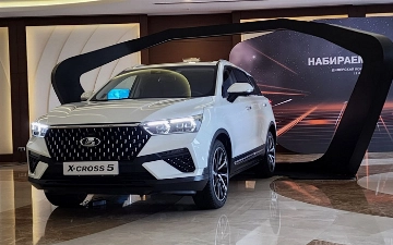 «АВТОВАЗ» презентовал новый кроссовер LADA X-Cross