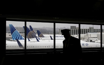 США отменяют обязательную вакцинацию от ковида для прибывающих в страну