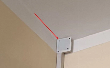 В Коканде наказали сотрудников института, установивших камеру в комнате студенток