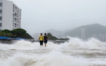 В Китае свыше 100 тысяч человек пострадали из-за тайфуна