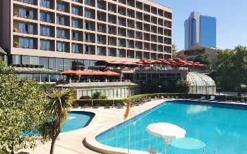 В Стамбуле начали сносить первый пятизвездочный отель Турции. Его купила узбекская семья из Лондона