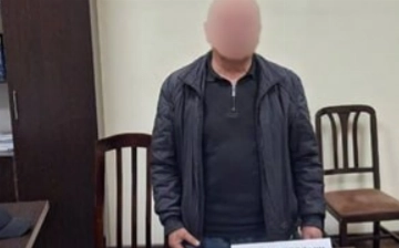 В Кашкадарье директора рынка задержали при получении $6,6 тысячи