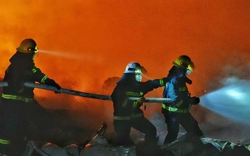 Шавкат Мирзиёев направил соболезнования Си Цзиньпину в связи со взрывом на заводе фейерверков