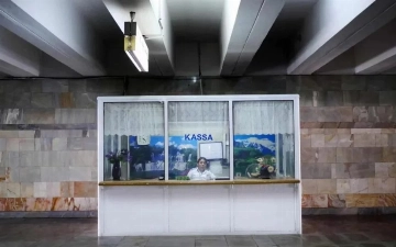 В метро Ташкента упразднят должности кассиров