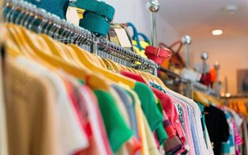 Узбекистан экспортировал в Казахстан десятки тысяч тонн одежды и обогнал Россию в поставках