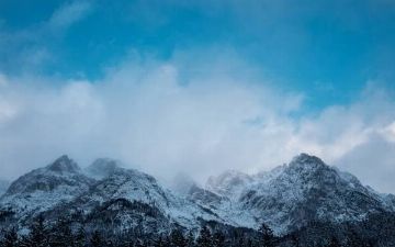 В Германии на eBay была выставлена на продажу гора