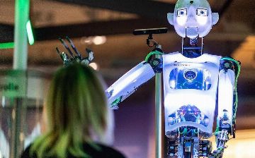 Шавкат Мирзиёев поручил ускорить внедрение искусственного интеллекта