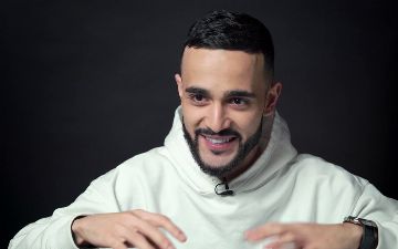 «Потерявший сознание подросток и травмы вместо айфонов»: как прошла фан-встреча Гусейна Гасанова в Баку – видео