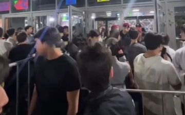В Ташкенте люди пытались попасть на концерт MACAN по «левым» билетам